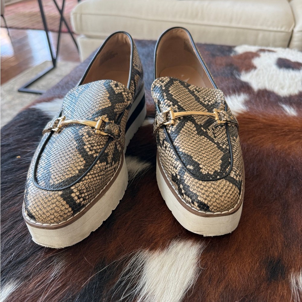 SHOE DAZZLE  SNAKE SKIN STEENA WEDGE LOAFER - SZ 10/41 - Picture 5 of 7